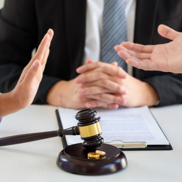 Divorce lawyer in Amagansett